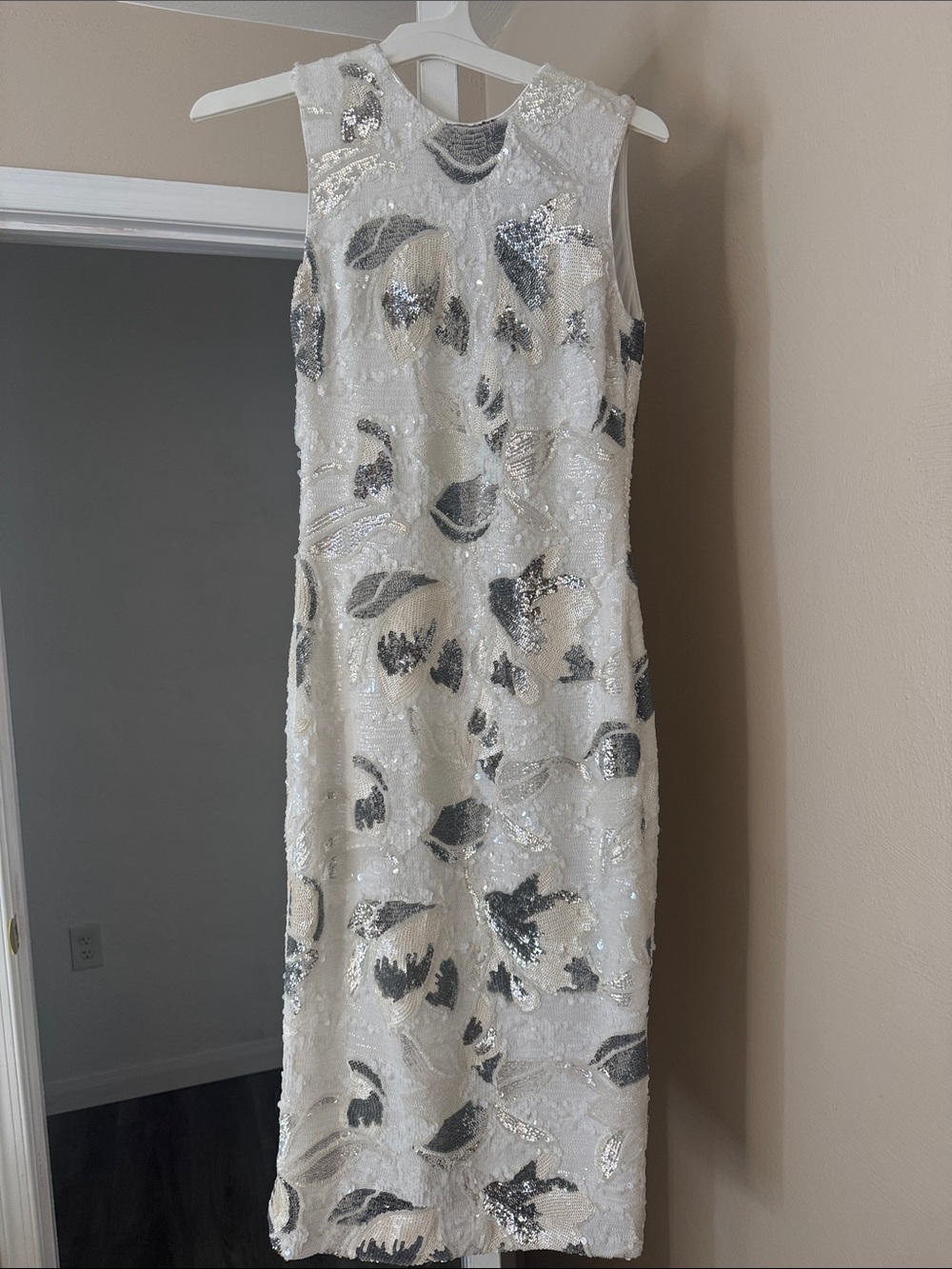 HELSI Alex Floral Sequin Cocktail Sheath Dress